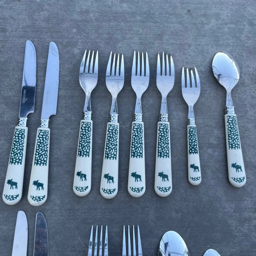 Tienshan Mixed Wildlife Flatware Lot Stainless Steel Wolf Moose Cabin Lodge 14pc